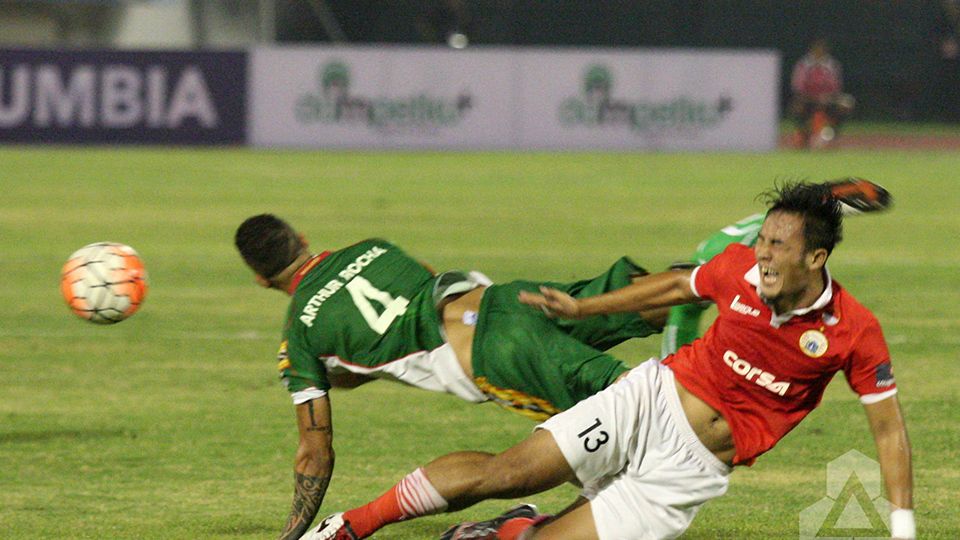 Persija Jakarta ketika menjamu Mitra Kukar di Stadion Manahan. Copyright: &copy; TSC